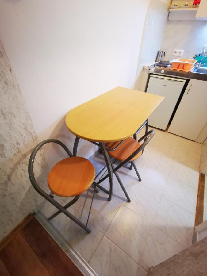 Mate Apartman Gyula Exterior foto