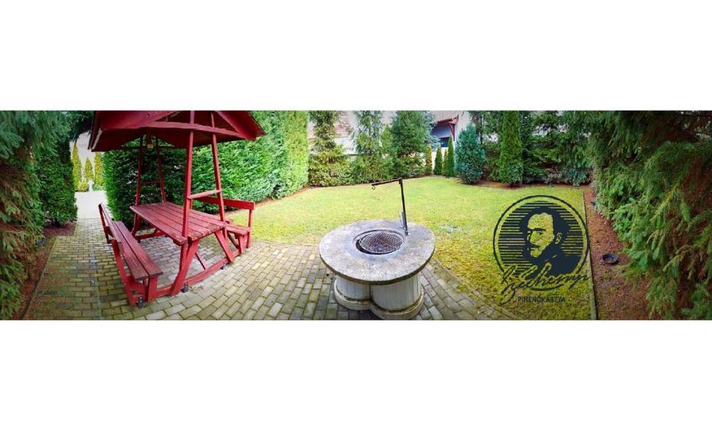 Mate Apartman Gyula Exterior foto